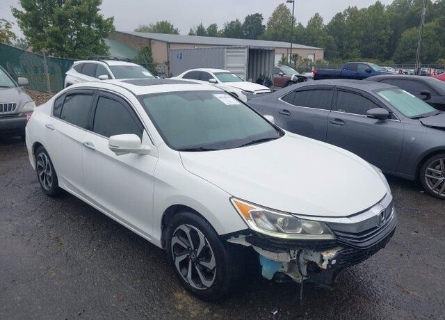 2017 HONDA Accord