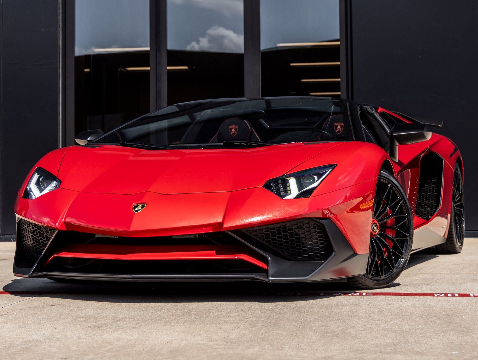 2017 LAMBORGHINI Aventador