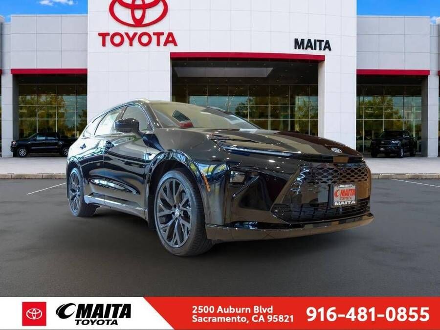 2026 TOYOTA Crown Signia