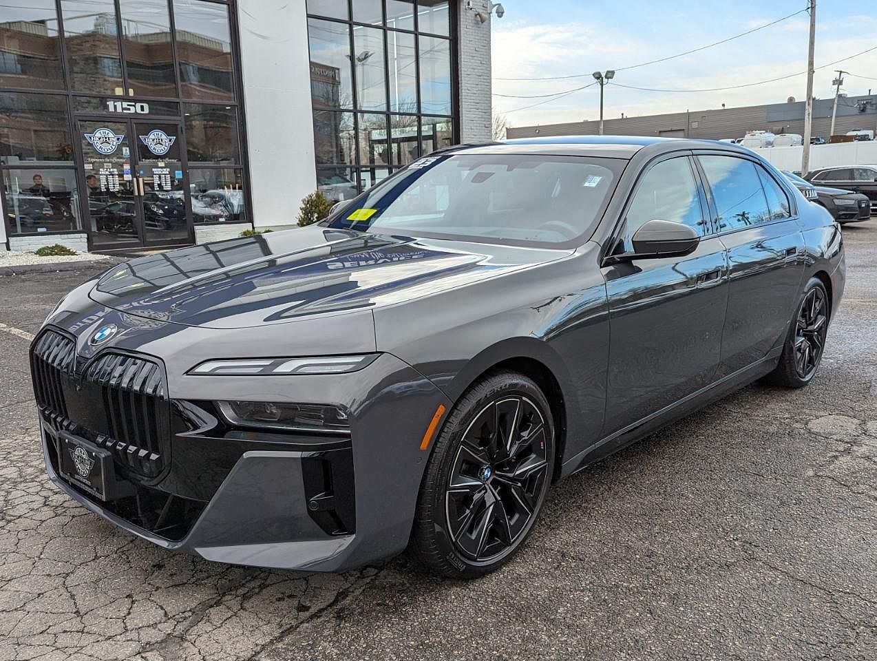 2023 BMW 760i