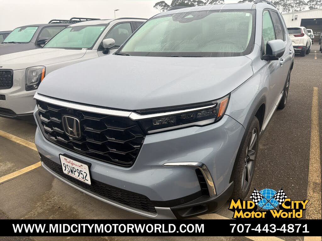 2025 HONDA Pilot