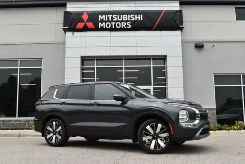 2026 MITSUBISHI Outlander