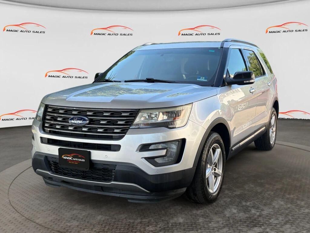 2016 FORD Explorer