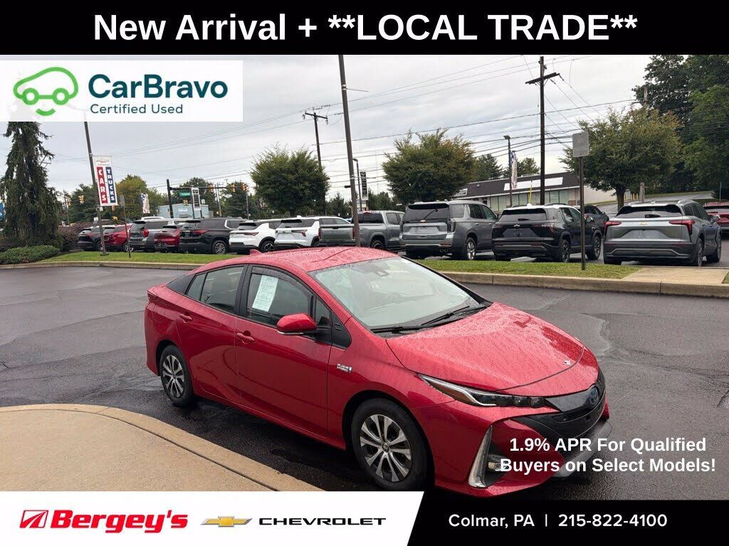 2021 TOYOTA Prius