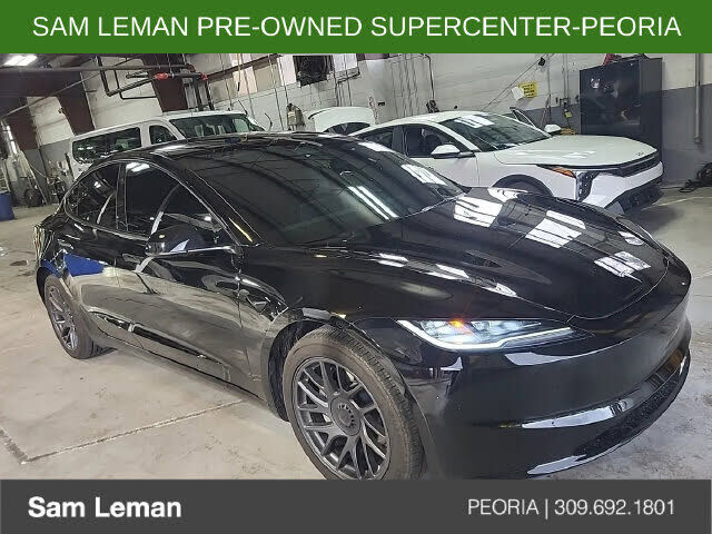 2025 TESLA Model 3
