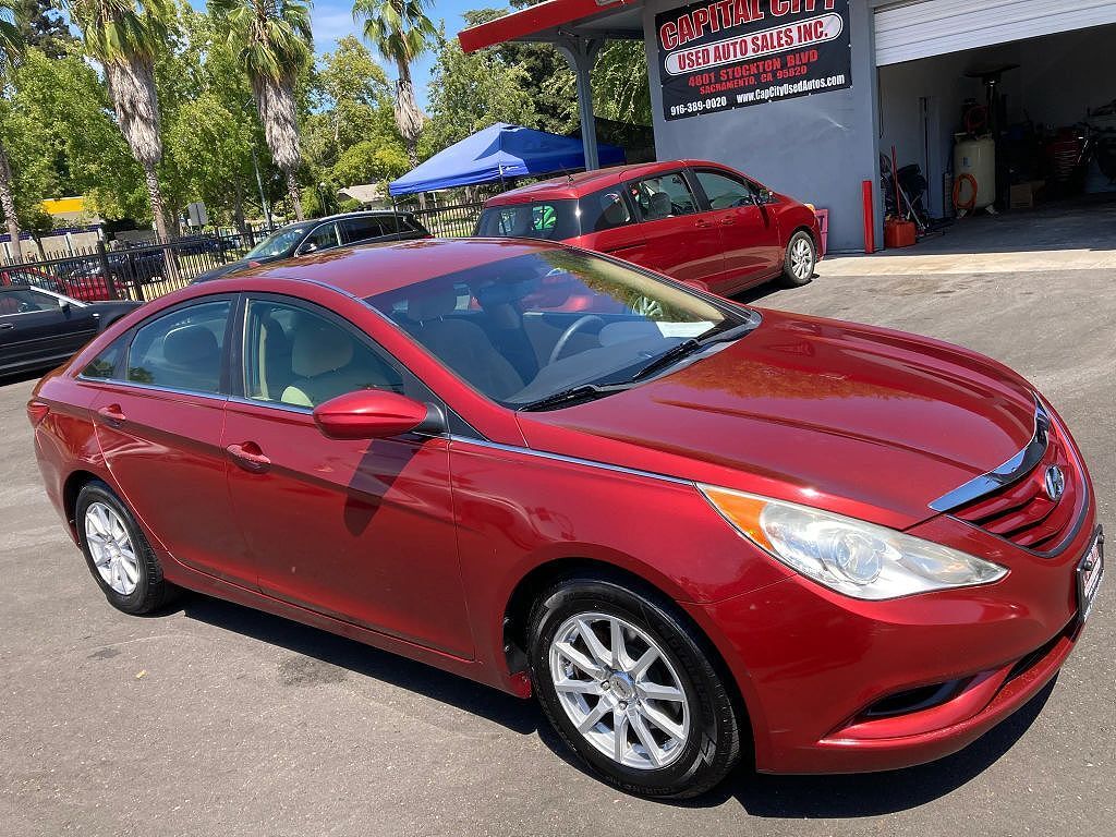 2012 HYUNDAI Sonata