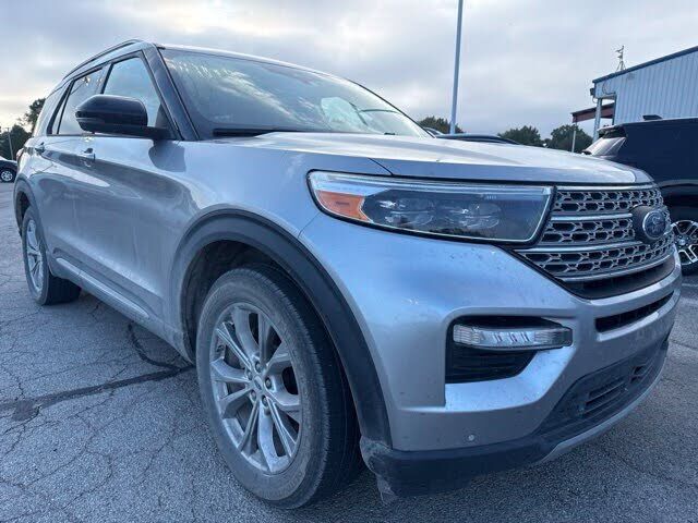 2021 FORD Explorer
