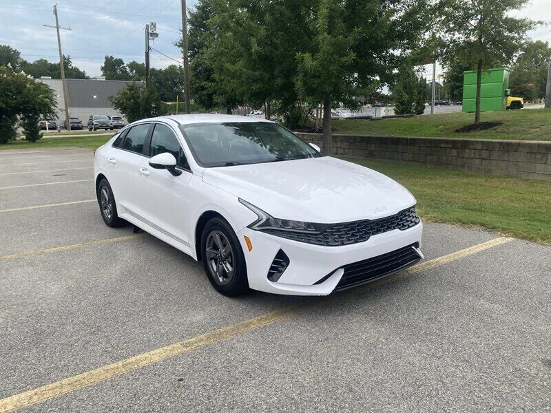 2022 KIA K5