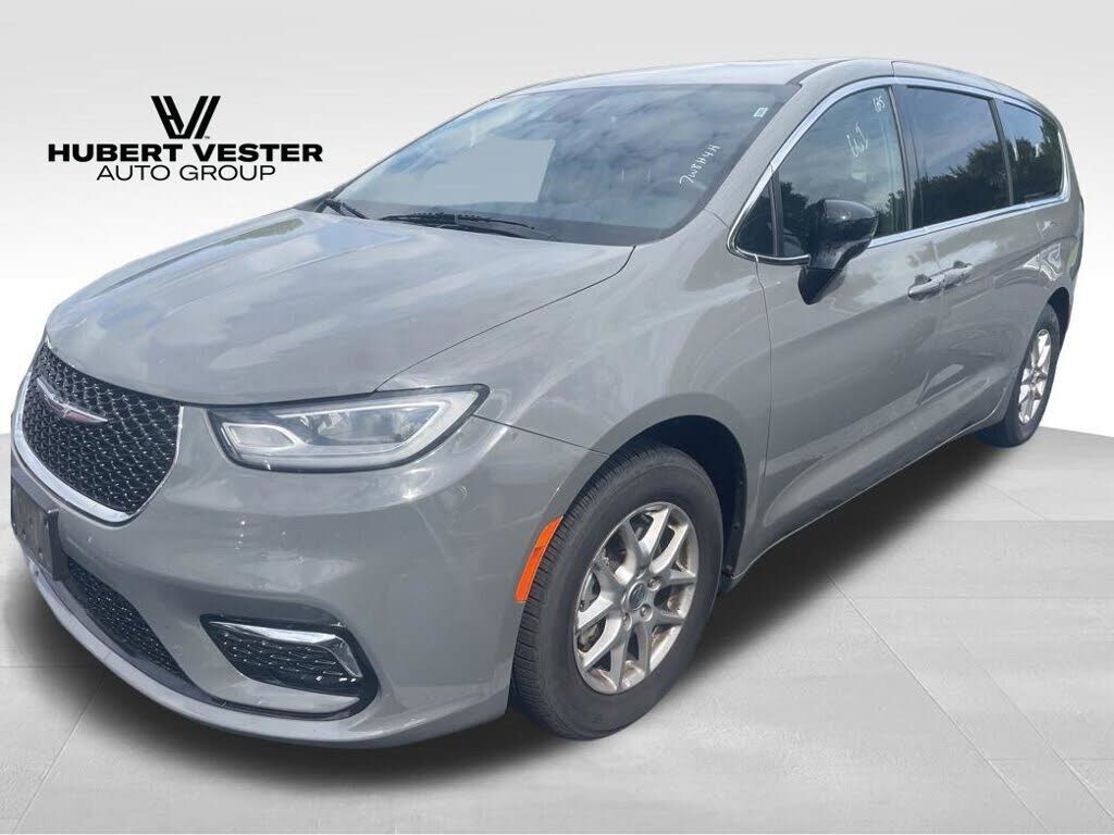 2025 CHRYSLER Pacifica