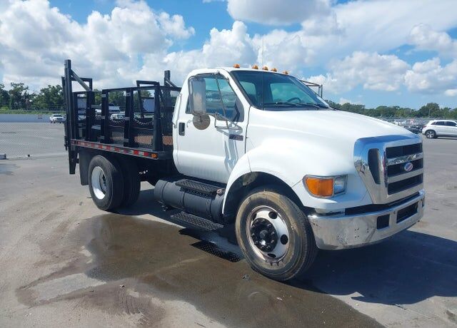 2006 FORD F-750