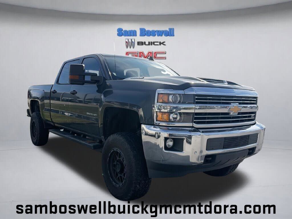 2018 CHEVROLET Silverado