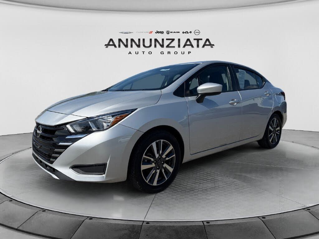 2023 NISSAN Versa