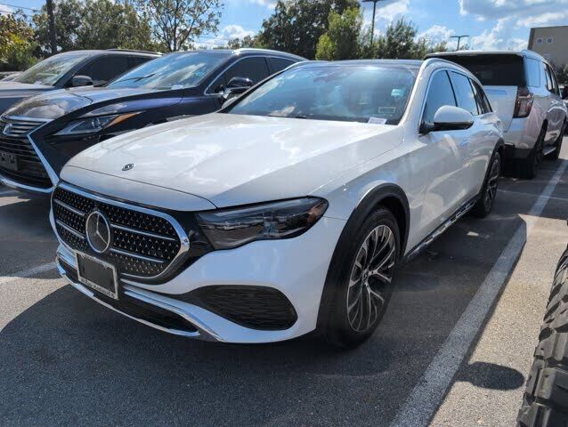 2025 MERCEDES-BENZ E-Class