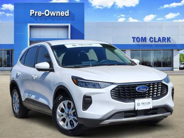 2024 FORD Escape