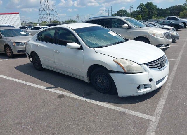 2011 NISSAN Altima
