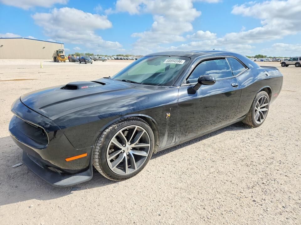 2017 DODGE Challenger