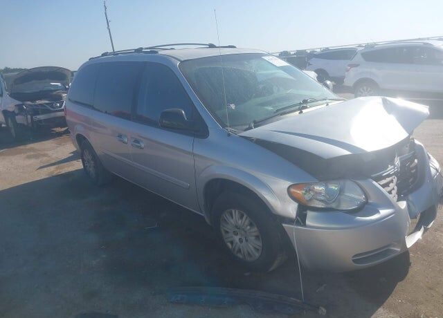 2007 CHRYSLER Town and Country