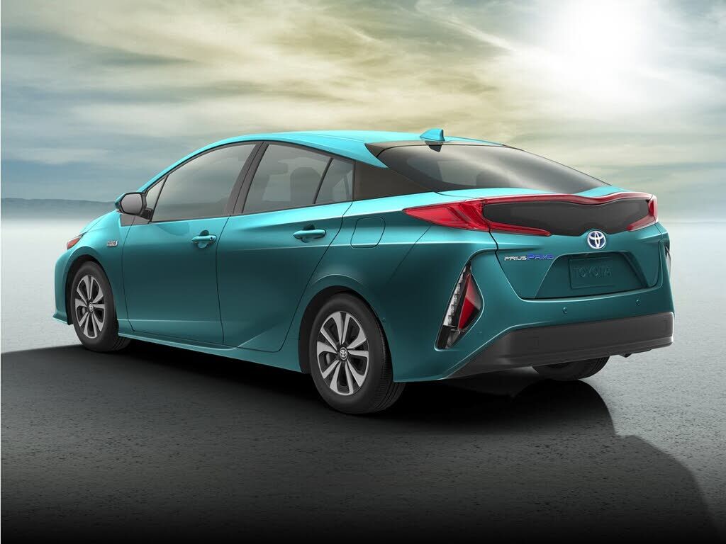 2021 TOYOTA Prius