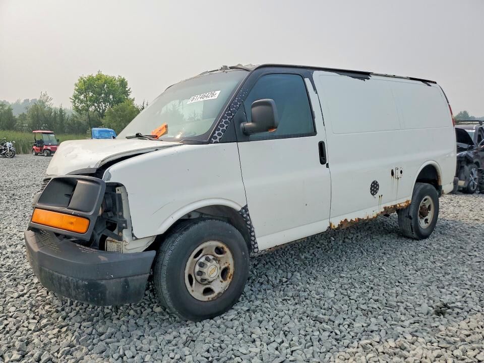 2004 CHEVROLET Express