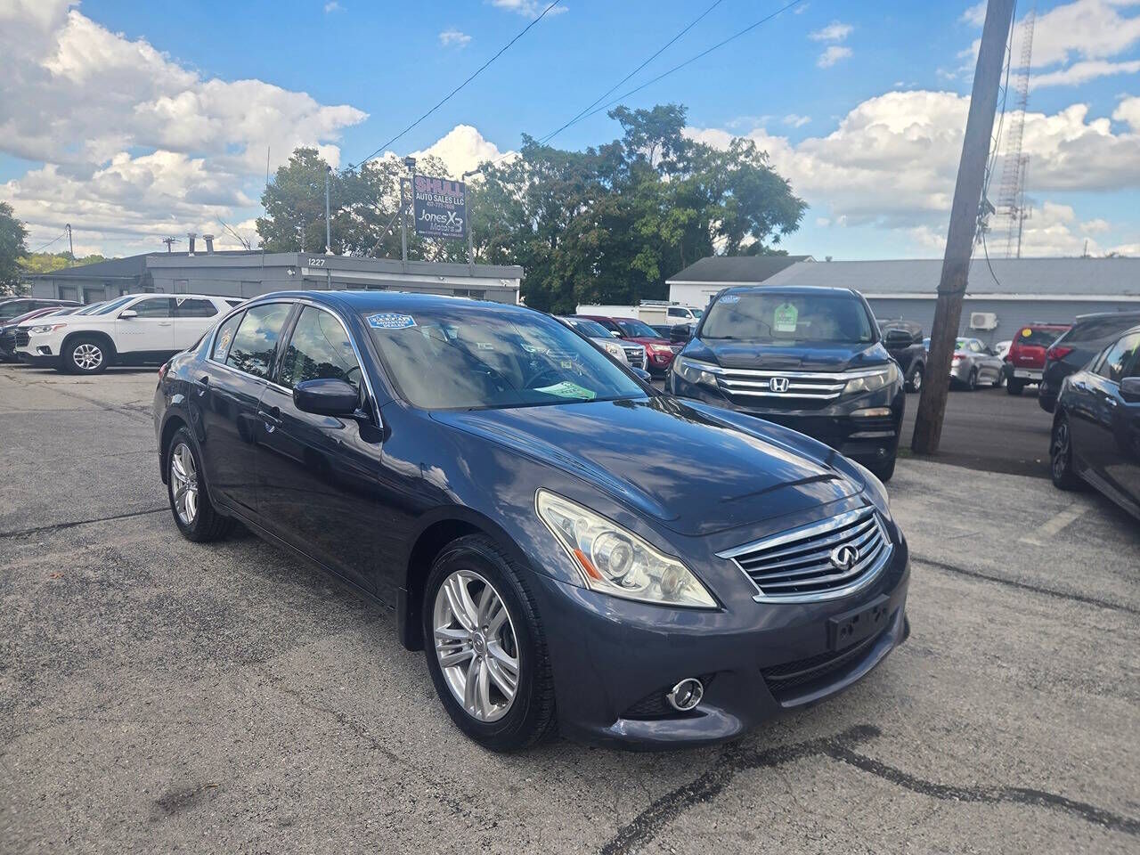 2009 INFINITI G37