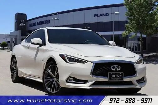 2017 INFINITI Q60