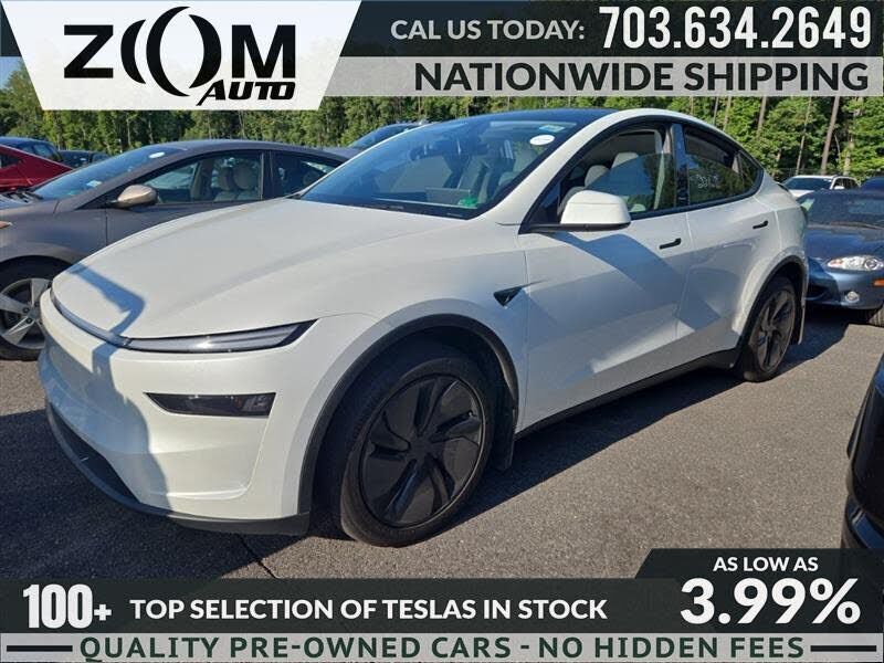 2026 TESLA Model Y
