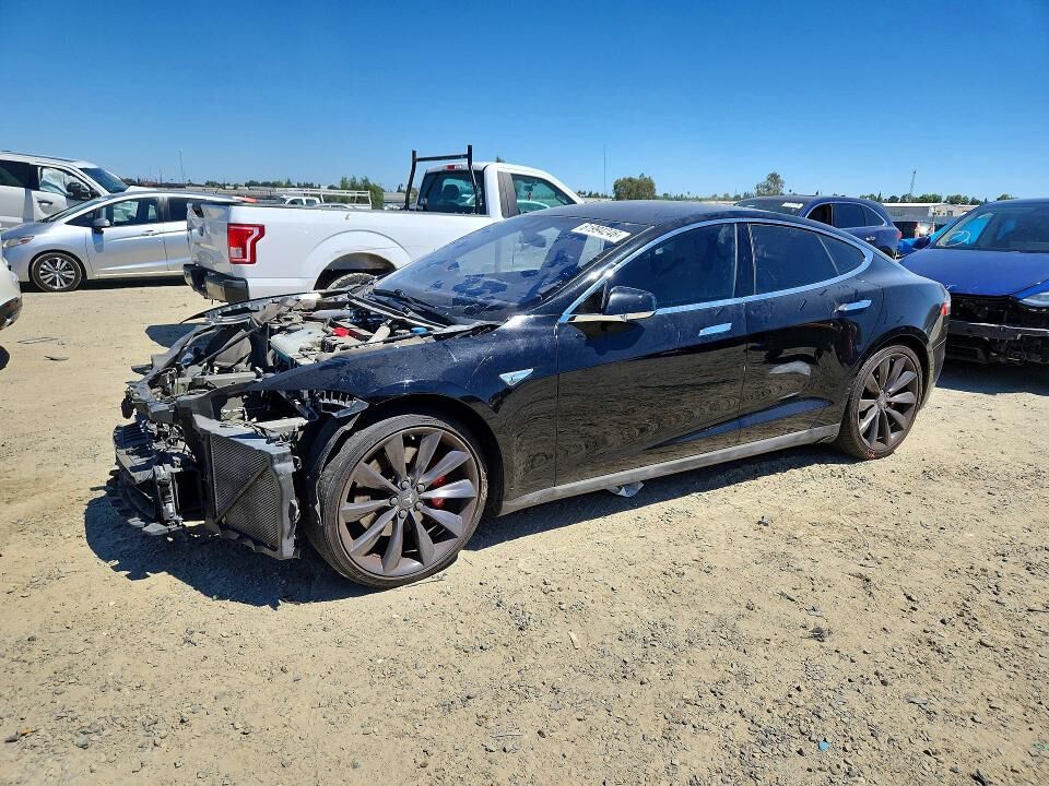 2014 TESLA Model S