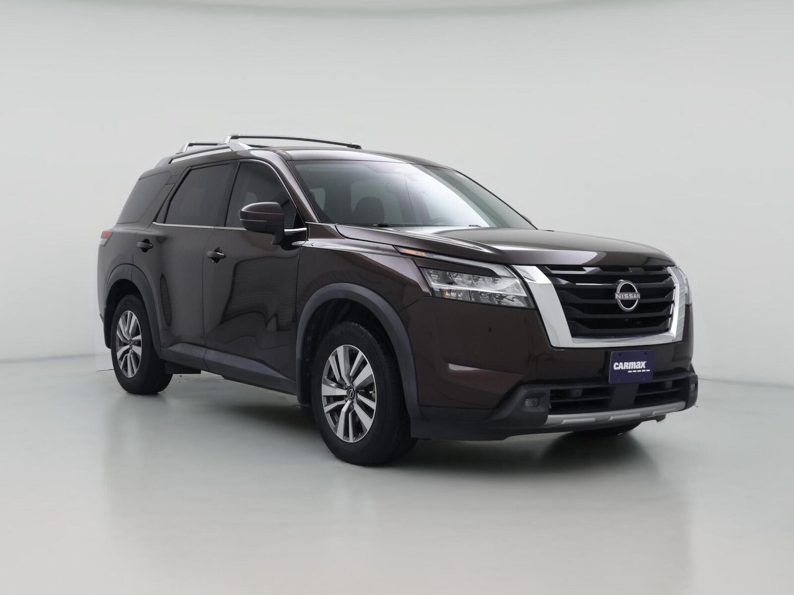 2022 NISSAN Pathfinder