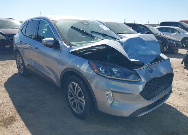 2022 FORD Escape