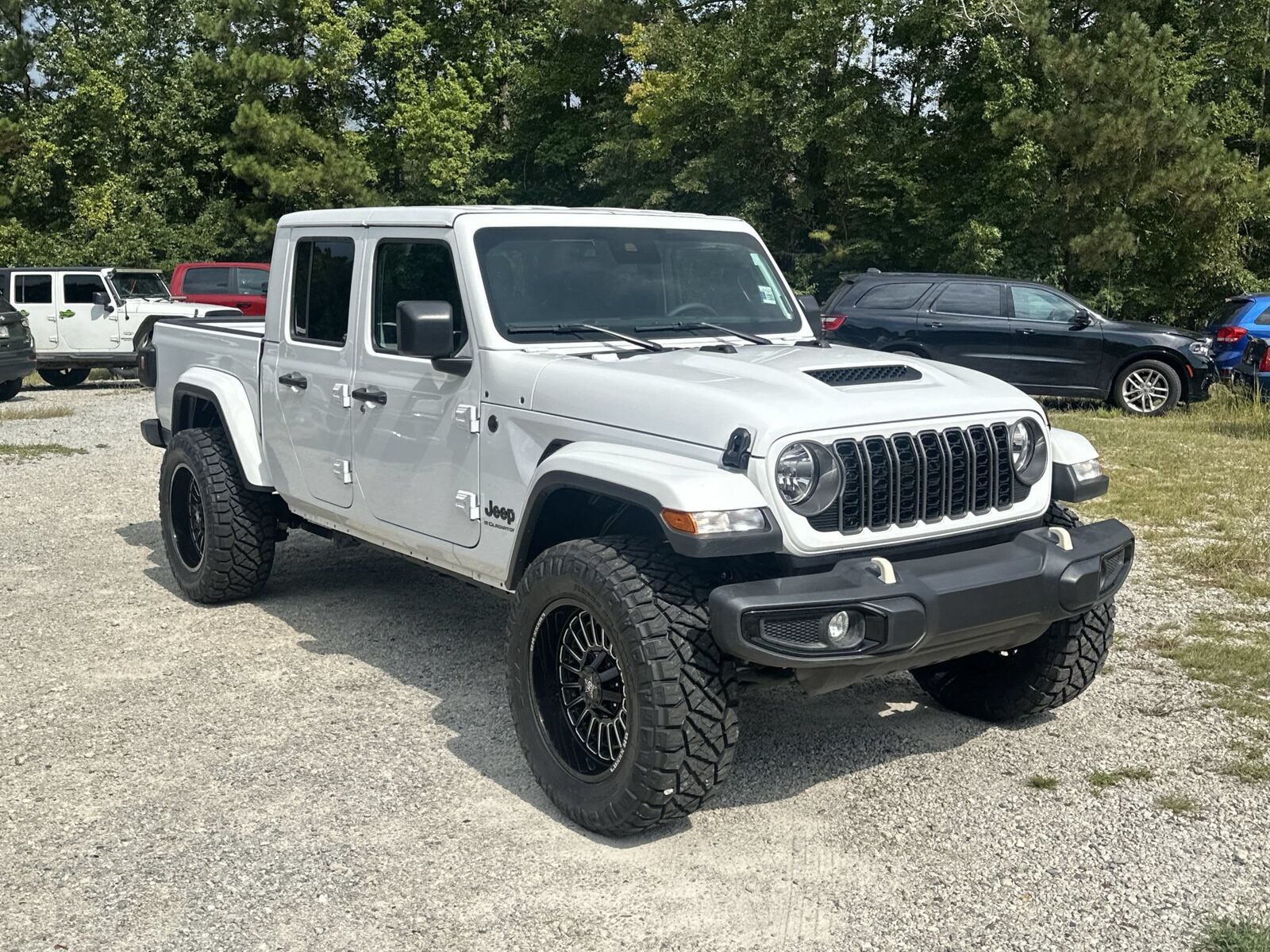 2025 JEEP Gladiator