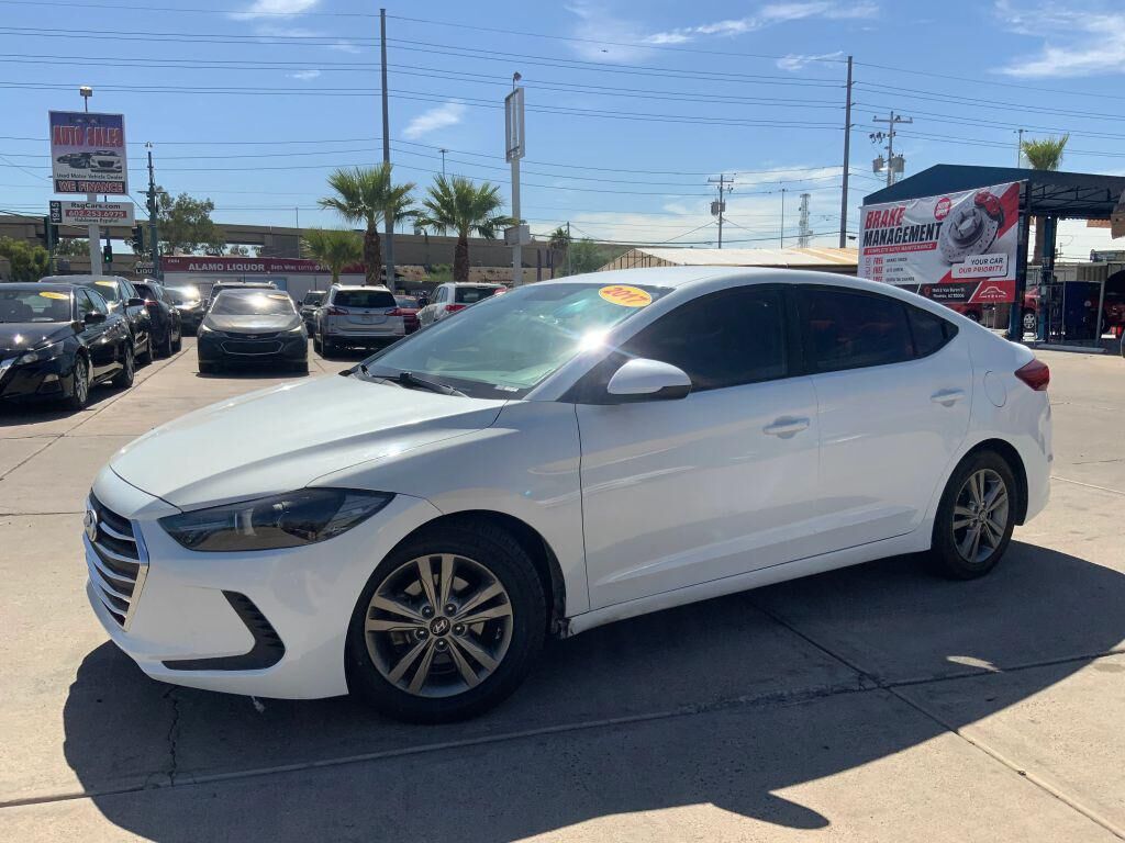 2017 HYUNDAI Elantra