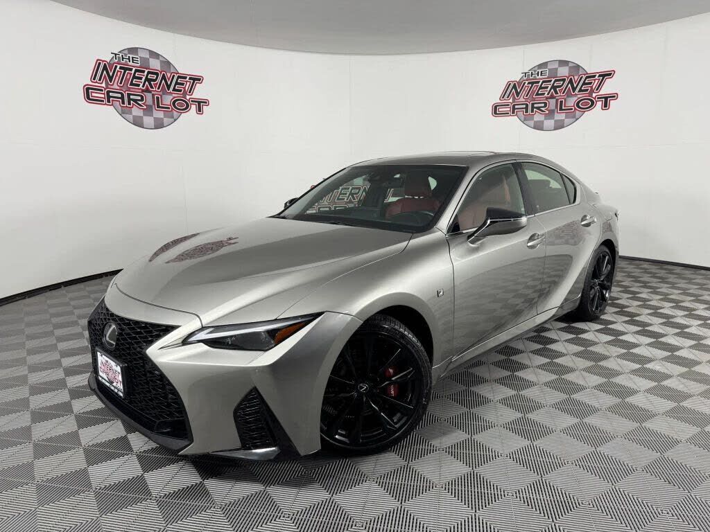 2023 LEXUS IS