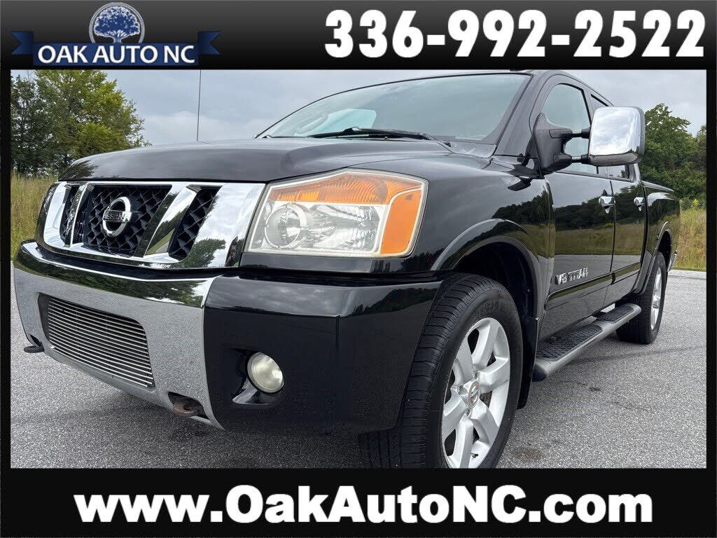 2011 NISSAN Titan