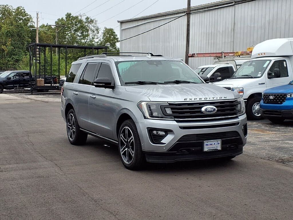 2021 FORD Expedition