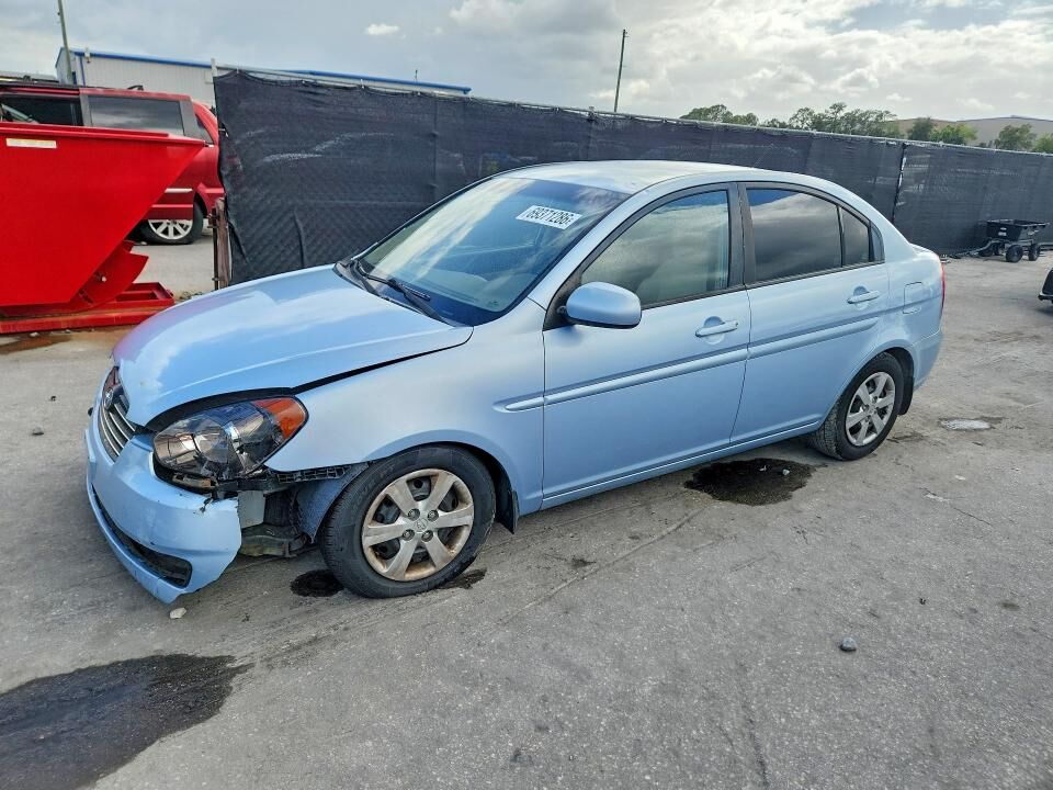 2011 HYUNDAI Accent