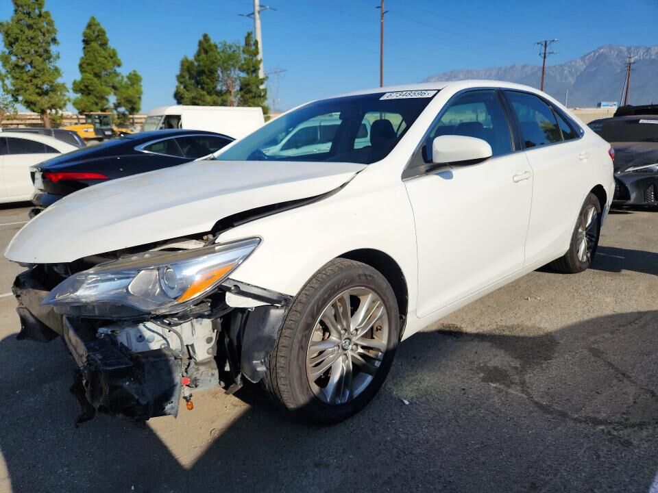 2017 TOYOTA Camry