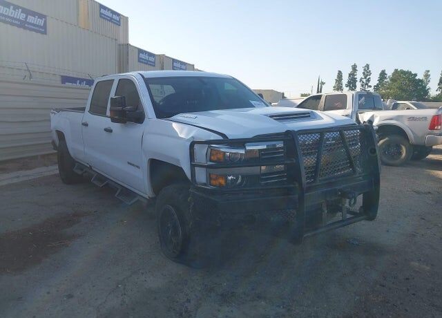 2018 CHEVROLET Silverado