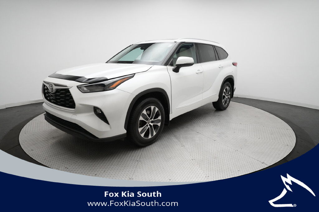 2022 TOYOTA Highlander