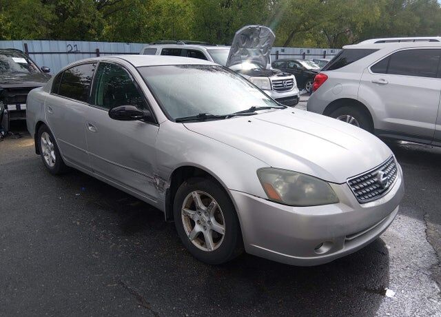 2005 NISSAN Altima