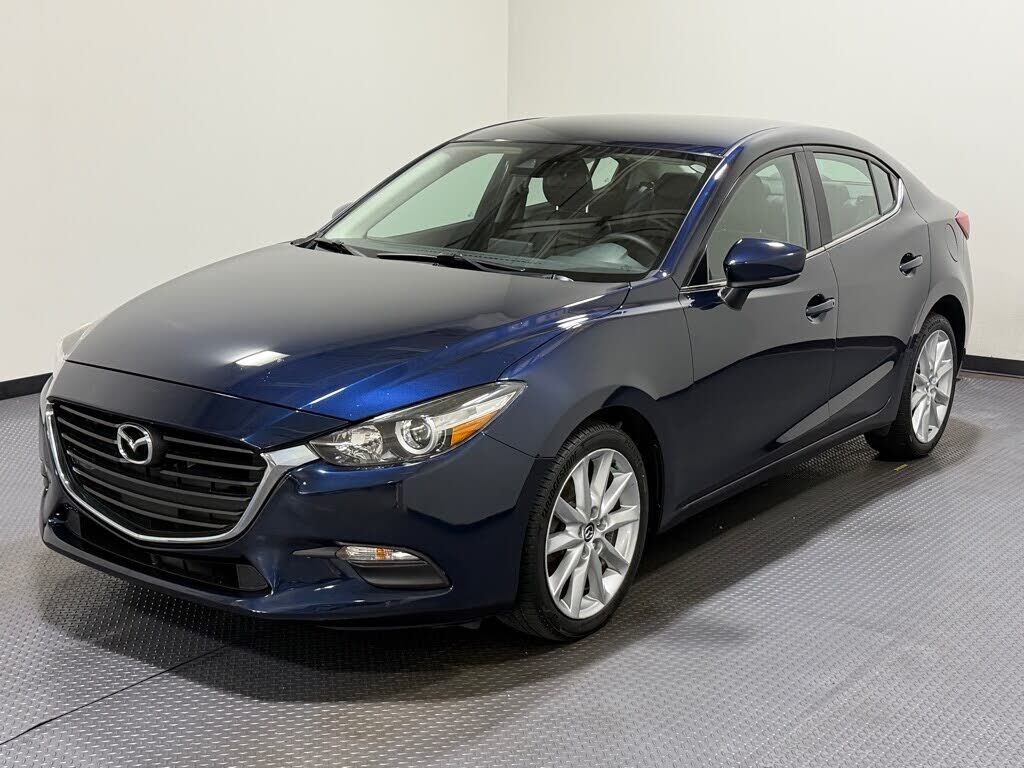 2017 MAZDA Mazda3