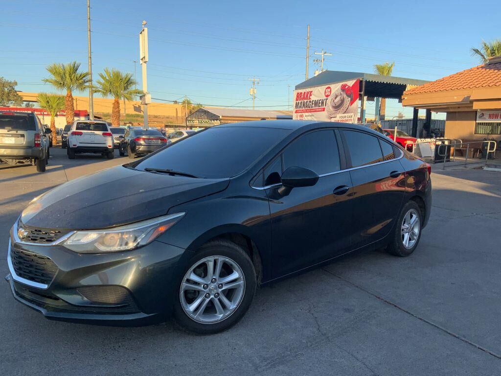 2018 CHEVROLET Cruze
