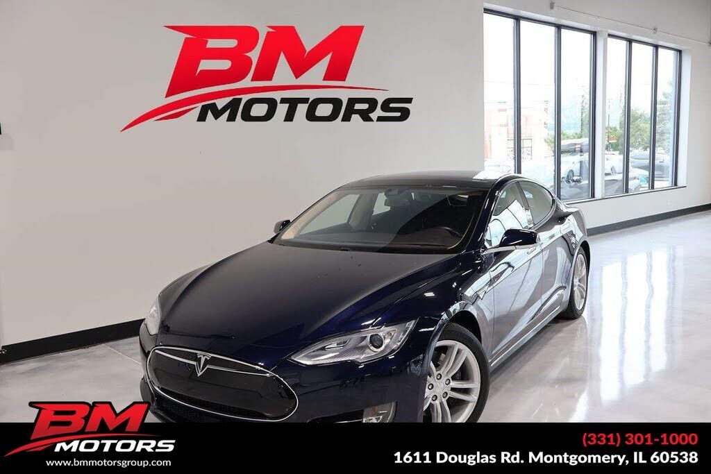 2015 TESLA Model S