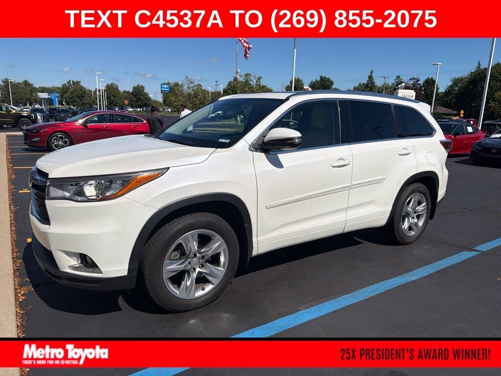 2015 TOYOTA Highlander