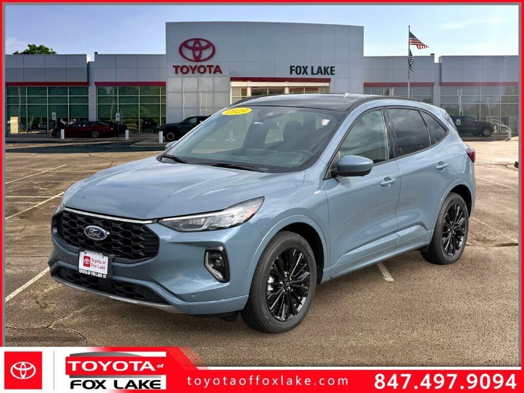 2023 FORD Escape