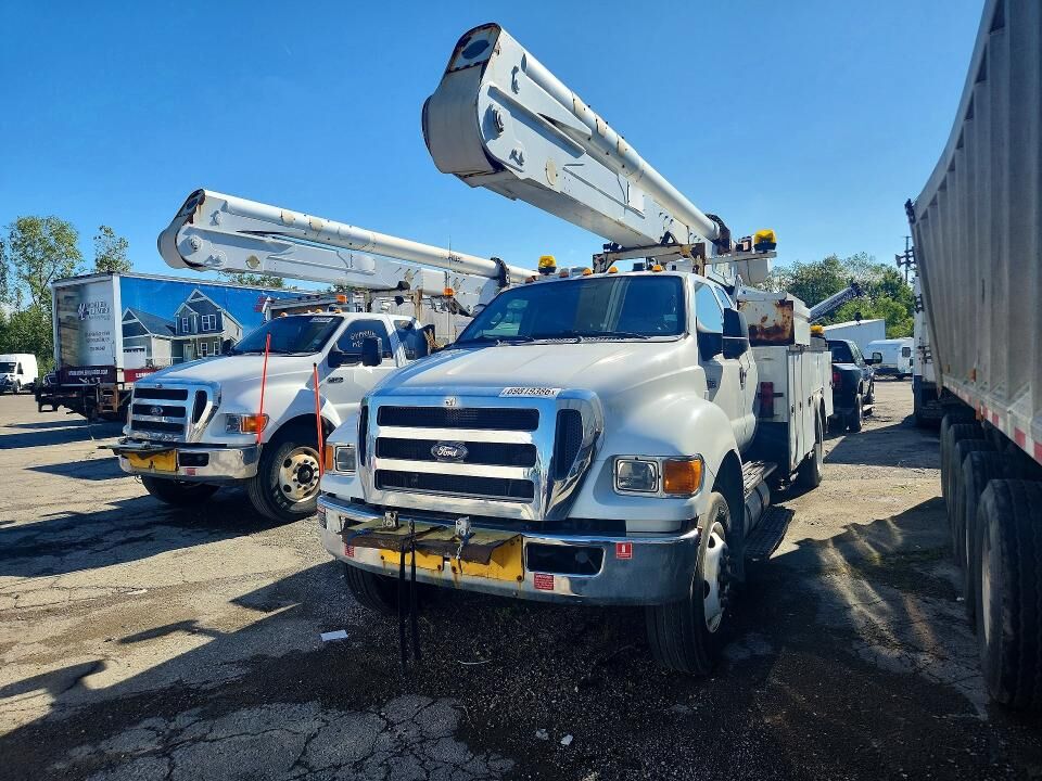 2012 FORD F-750