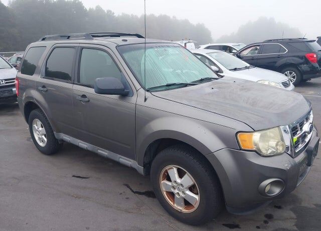 2010 FORD Escape