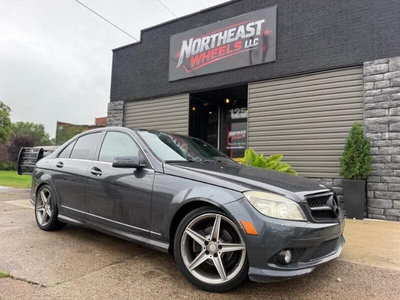 2010 MERCEDES-BENZ C-Class