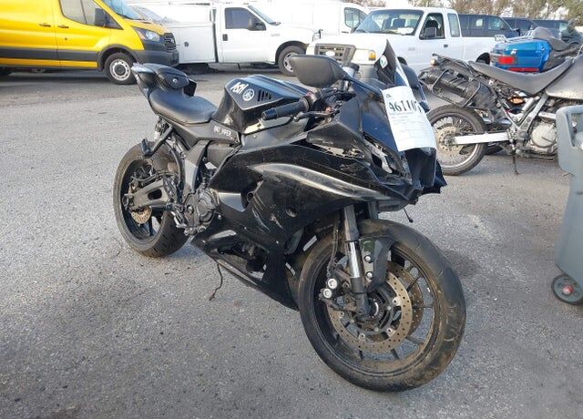 2023 YAMAHA YZF