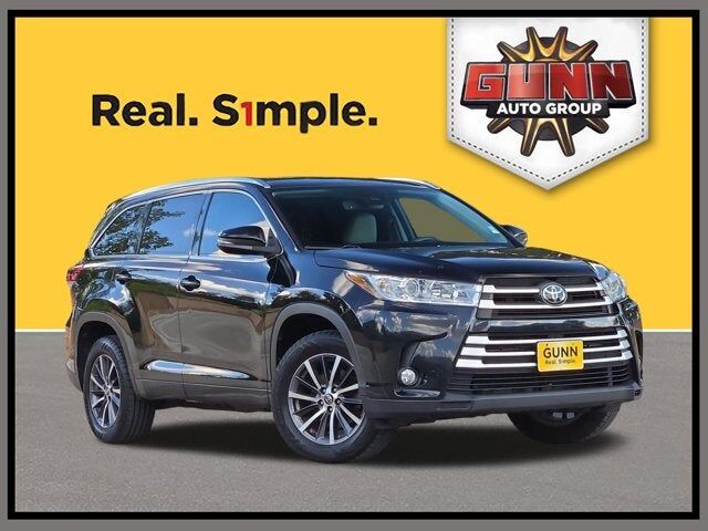 2017 TOYOTA Highlander