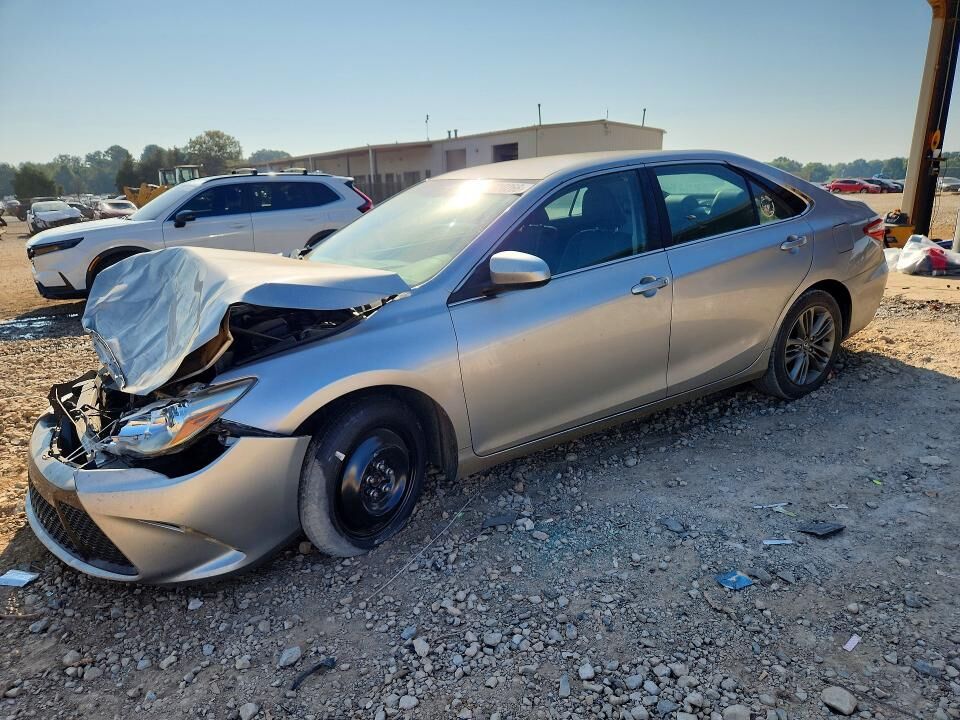2017 TOYOTA Camry